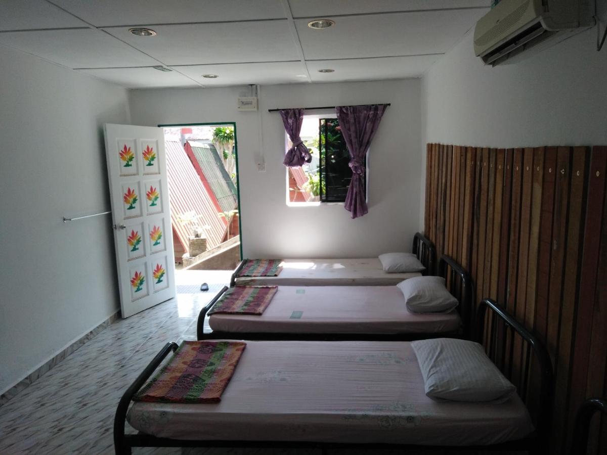 Nazri Nipah Camp Pangkor Hotel Kampung Teluk Nipah Bilik gambar