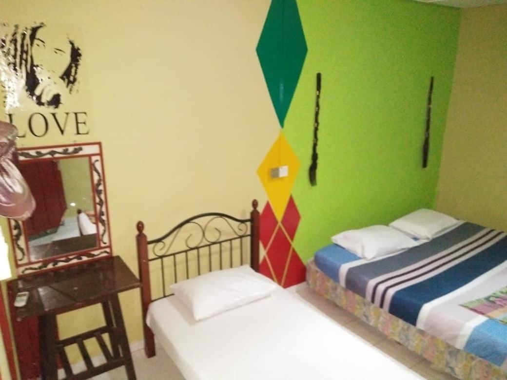 Nazri Nipah Camp Pangkor Hotel Kampung Teluk Nipah Bilik gambar